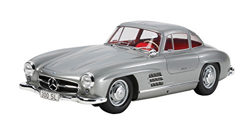 Tamiya 1/24 Mercedes-Benz 300SL Sports Car