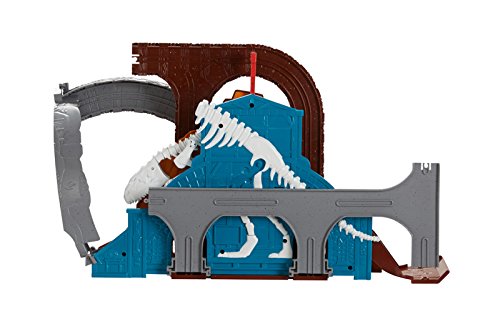 Fisher-Price Thomas The Train: Take n' Play Roaring Dino Run