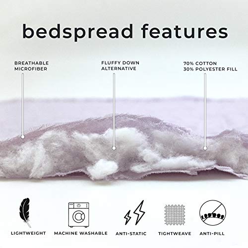 Great Bay Home 2-Piece Reversible Quilt Set with Shams. All-Season Coastal Beach Theme Bedspread Coverlet. Fenwick…