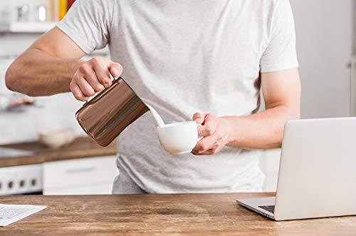 bonVIVO Muvo Stainless Steel Milk Jug With Copper Finish, Milk Frother Pitcher 11 Fl Oz, Barista Tools, Milk Frothing Pitcher With Practical Scale, Perfect for Cuban Coffee, Cappuccino Or Latte
