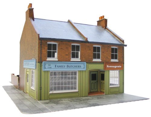 Superquick 1:72 Redbrick Terrace Corner with Shops - Low Relief Card Kit C7