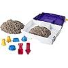 Kinetic-Sand-FOLDING-SANDBOX Kinetic Sand FOLDING SANDBOX & Pave and Play Construction Set with Vehicle and 227 g Black Kinetic Sand, for Kids Aged 3…