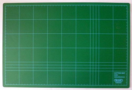 Cutting mat 30 x 45 cm. Green
