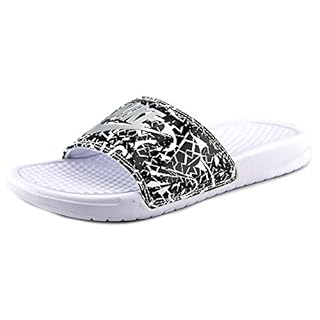 nike benassi slides womens amazon