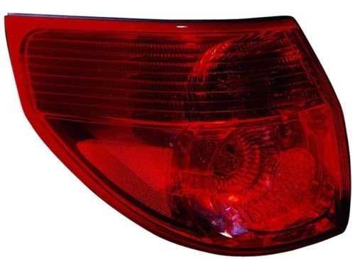 Toyota Sienna Replacement Tail Light Assembly - Driver Side