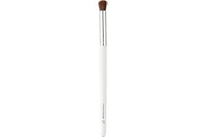 e.l.f. Blending Eye Brush, Makeup Brush For Eyeshadow & Eyeliner, Creates A Natural Finish, Made With Synthetic Bristles, Vegan & Cruelty-Free