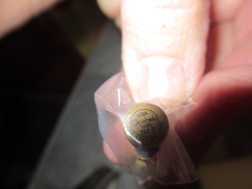 Olszewski Goebel Miniatures ** Baker Miniature - 1st Edition ** 37222-1