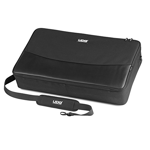 UDG U7102BL Urbanite MIDI Controller Sleeve - Large