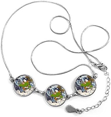 Amazon Co Jp 日本伝統文化 カラフル 着物 女性 サムライ 剣 ウェーブ アート 日本スタイル イラスト 丸型 ペンダント ネックレス ジュエリー チェーン装飾付き ジュエリー