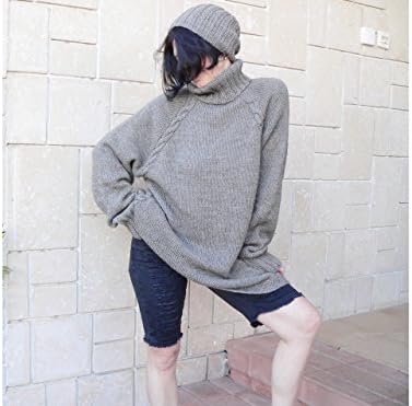 Women long sleeves alpaca sweater &amp; beanie