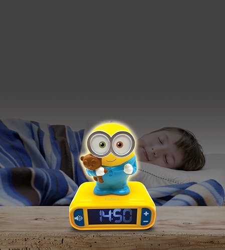 LEXiBOOK - Minions - Bob Digital Alarm Clock with Night Light - Snooze Function - Minions Sound Effects - for Children/Kids - Luminous Clock with Bob, Yellow/Blue - RL800DES
