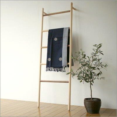 Amazon タオル掛け シンプル おしゃれ ナチュラルウッドのラダーハンガー Map7263 収納家具 オンライン通販