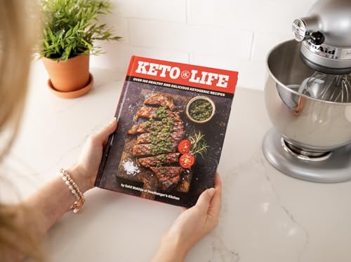 Keto Life: Over 100 Healthy and Delicious Ketogenic Recipes