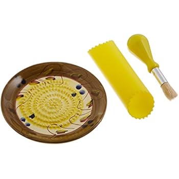 Naturally Med Garlic Grater Set (Garlic Grater, Silicone Peeler, Brush), Ceramic, Espresso