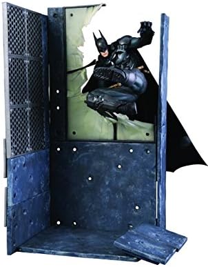 KOTOBUKIYA & ARTFX+ Arkham Knight "Batman" with Environment Set 18 cm Collectible Statue / Action Figure