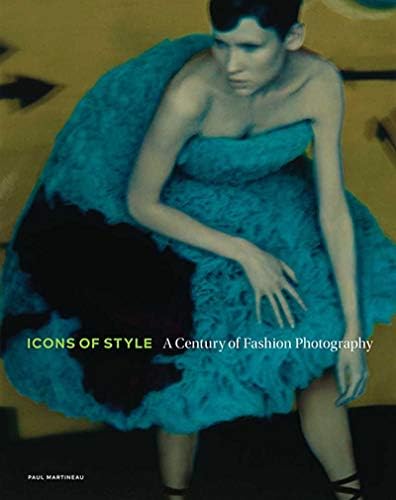 Vogue Book of Fashion Photography: The First Sixty Years: Devlin