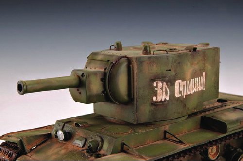 Trumpeter 1/35 Soviet KV2 Tank