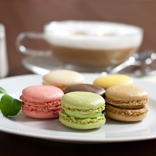 French Almond Macaroons - 6 Pcs