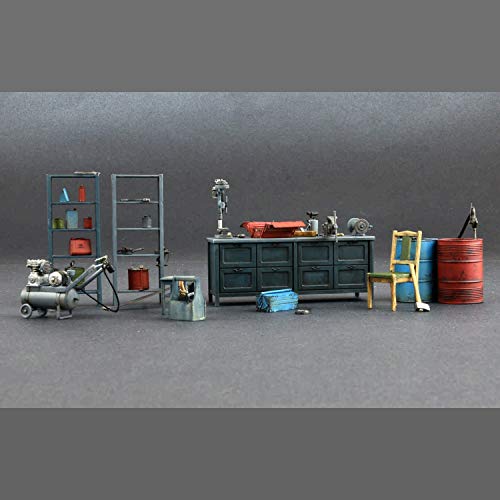 Plastic Model Kit - Garage Workshop - 1/35 Scale Diorama Accessories - Plastic Model Kits to Build for Adults - Military Miniatures