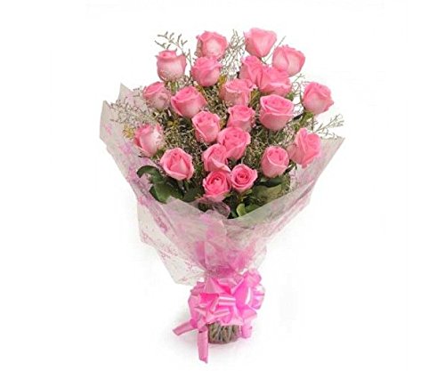 Floralbay Pink Roses Bouquet Fresh Flowers in Cellophane Wrapping (Bunch of 15)