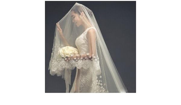 Amazon Com Qishi S Long Korean Flower Lace Edge Bride Veil Beauty