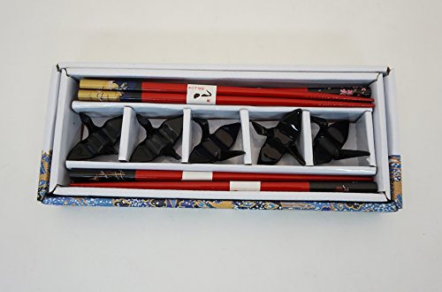 Japanese Traditional Chopsticks Set with Origami Crane Chopsticks Rest 5 Matching Pair Assorted Colors Chopsticks Set Dining Table Starter Kit Beautiful Gift Item Nicely Packaged (Black/Red) - Thumbnail 3