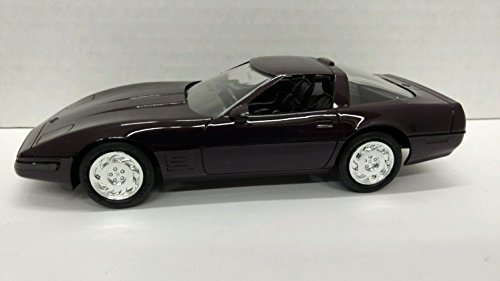 AMT 6610 1993 Corvette ZR-1 1:25 Scale Built-up Plastic Promo - Black Rose Metallic