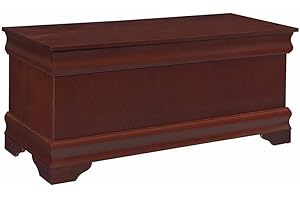 BOWERY HILL Traditional Wood Cedar Blanket Chest in Warm Brown