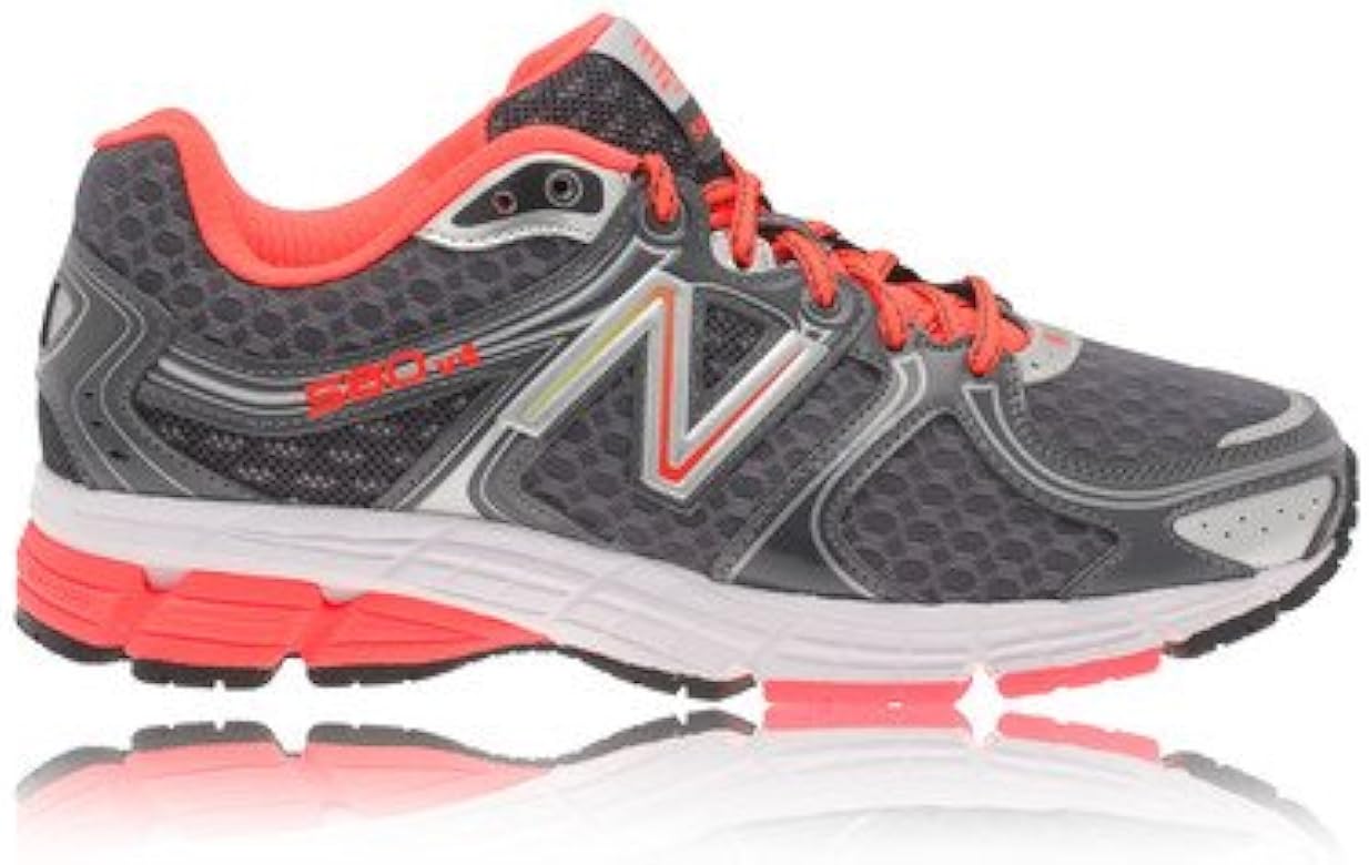 d width womens running shoes