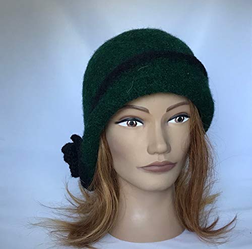 green cloche hat