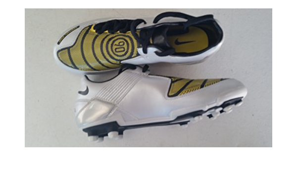 Nike Total90 Shoot FG Fútbol Zapatos Plata/Amarillo/Negro, Color, Talla EUR  37.5 : Amazon.es: Zapatos y complementos