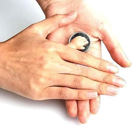 1Pc Little Hand Coin Disappeared Trick Toy Tools Close-Up Magic Show Props Popular Joke Magic Coins Disappear Gimmicks Magic Kits Accessories