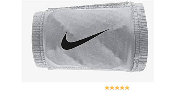 nike wrist guard