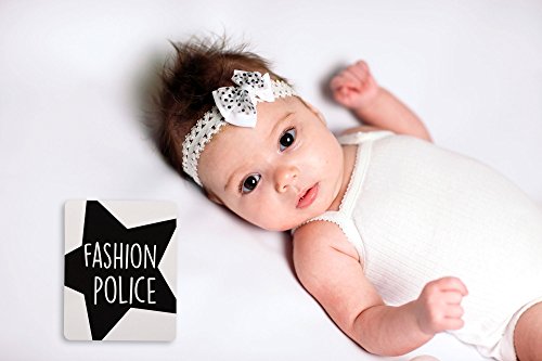 Baby Starters 13-Piece Modern Moments Blanket and Photo Prop Cards Set - Thumbnail 3