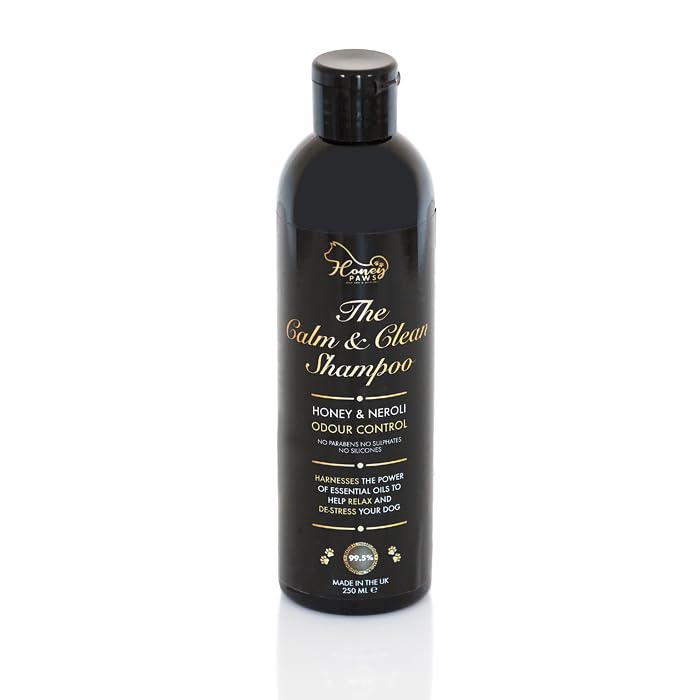 Honey Paws Dog Spa & Styling The Calm & Clean Shampoo - Helps Relax and De-Stress your Dog - Odour Control