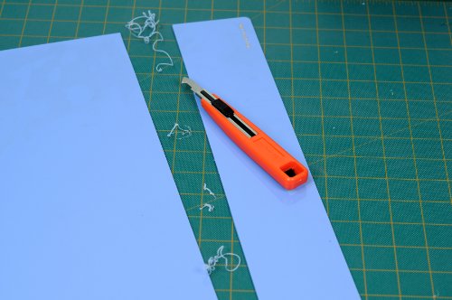NT Cutter Multi-Use Plastic Cutter with Plastic Cutting Blade and Precision Knife Blade, 1 Cutter (M-500P) - Thumbnail 6