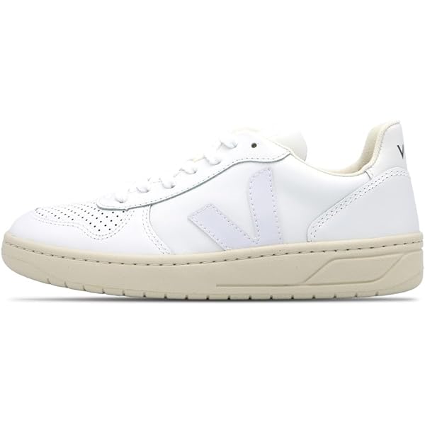 Amazon.com | Veja Women's Dekkan Sneakers, Natural White, 5