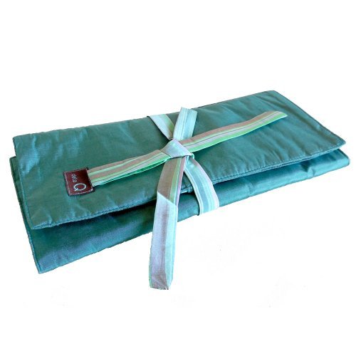 della Q Tri-Fold Knitting Case for Circular Knitting Needles; 017 Seafoam Stripes 1145-1-017