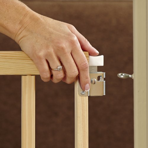 Stairway Swing Gate, Fits Spaces between 28" to 42" Wide and 30"high