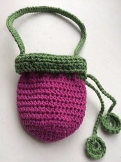 crochet amulet bag pattern