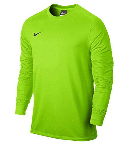 Looking for a goalkeeper apparel? Have a look at this 2019 guide! | Goriosi.com