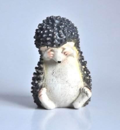 Top Collection Enchanted Story Fairy Garden Shy Hedgehog Outdoor Statue 1 Hedgehog