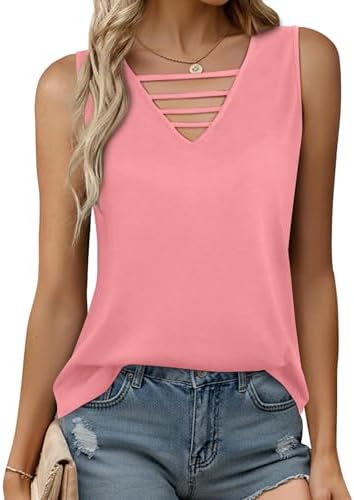 WDIRARA Women's Plus Size Cut Out Keyhole Neck Ripped Short Sleeve