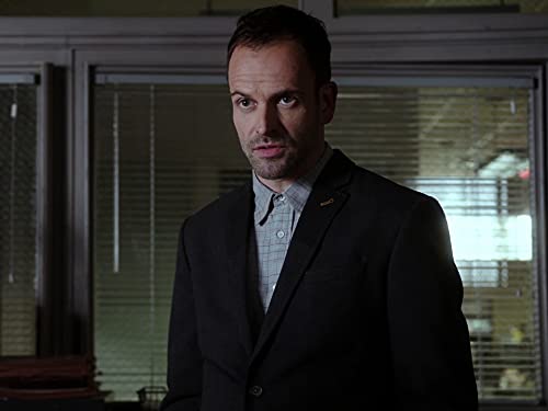 Amazon Co Jp エレメンタリー ホームズ ワトソン In Ny シーズン2 吹替版 を観る Prime Video