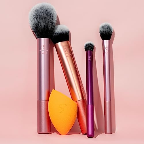 REAL TECHNIQUES 5 PIECE EVERYDAY ESSENTIALS MAKEUP BRUSH SET, INCLUDES 4 BRUSHES & MAKEUP SPONGE, FOR FOUNDATION, BLUSH, BRONZER, CONTOUR, EYESHADOW, & POWDER, TRAVEL GIFT SET, CRUELTY-FREE & VEGAN