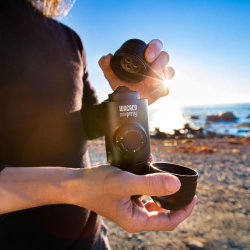 Camping Kaffeemaschine Tragbare Kompatibel Gemahlener Kaffee, Kleine Reisekaffeemaschine, Manuell von Piston Action betrieben, Mini Kaffeemaschine für unterwegs, Minipresso GR, Schwarz — Foto 2 von 7
