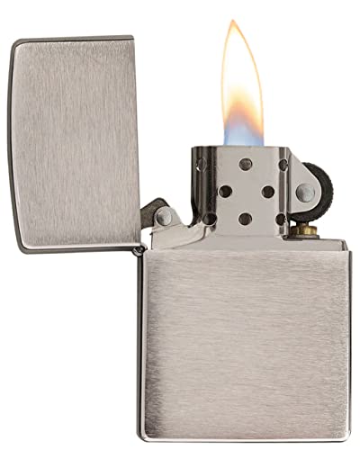 Zippo 200 Classic Brushed Chrome Pocket Lighter