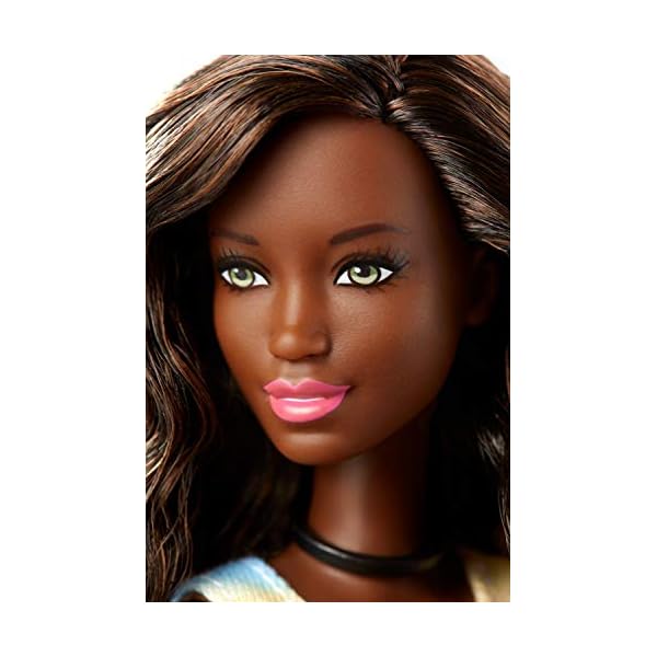 Barbie GLH63 - Karriere Puppe (AA) mit Überraschungs-Moden und Accessoires, Spielzeug ab 3 Jahren – Bild 8