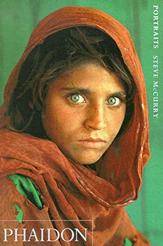 Amazon.com: Steve McCurry: The Iconic Photographs: 9780714856339