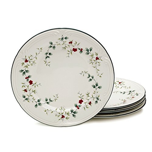 Pfaltzgraff Christmas Plates. Pfaltzgraff Winterberry 101/2Inch